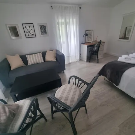 Entrerobles - Casina Cereixa Chalet La Caniza